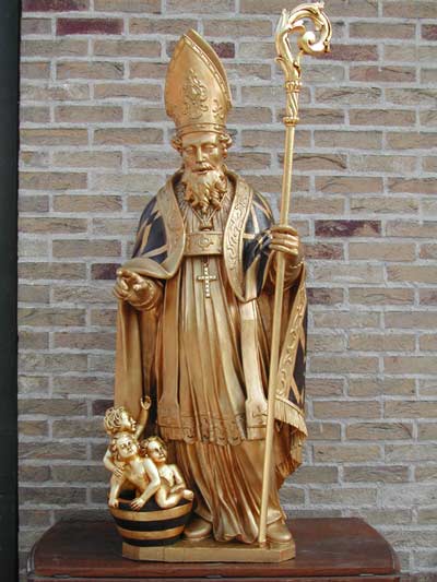 Restauration de la statue St. Nicolas.